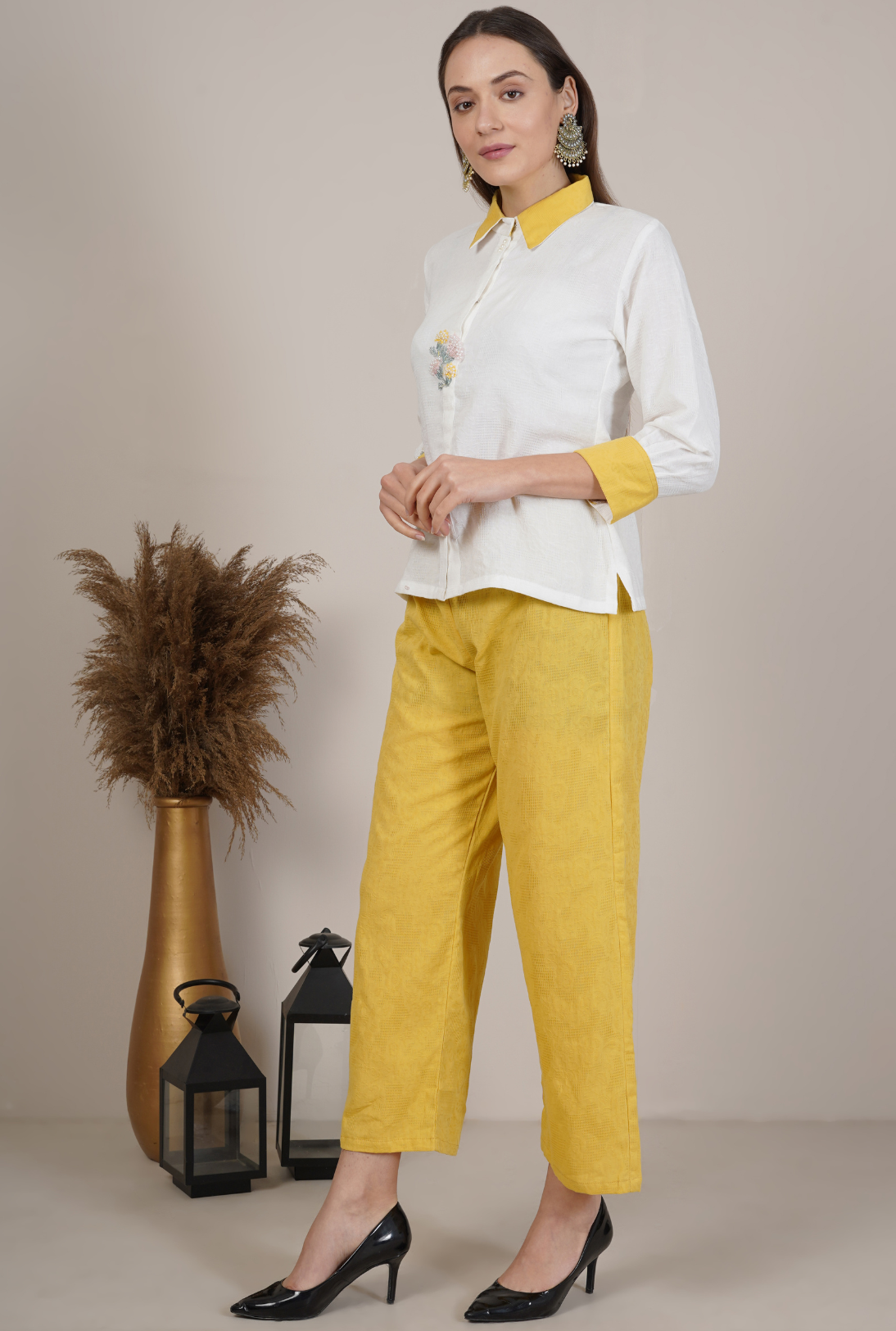 Sunshine Collar Embroidered Shirt