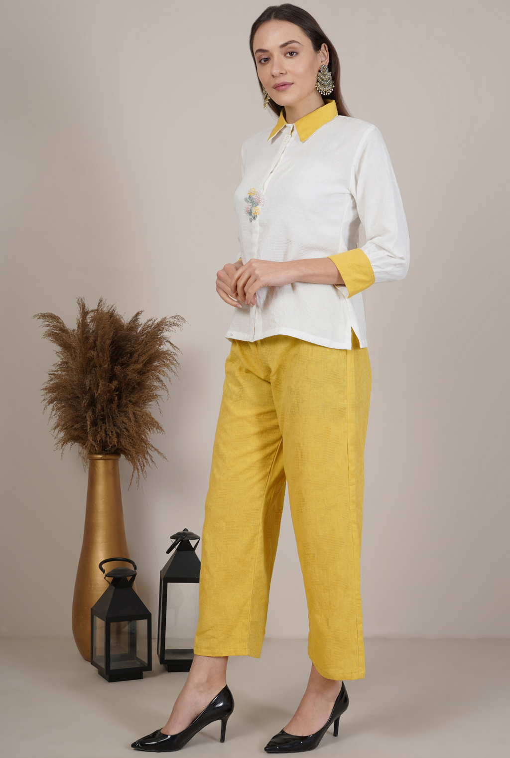 Sunshine Collar Embroidered Shirt